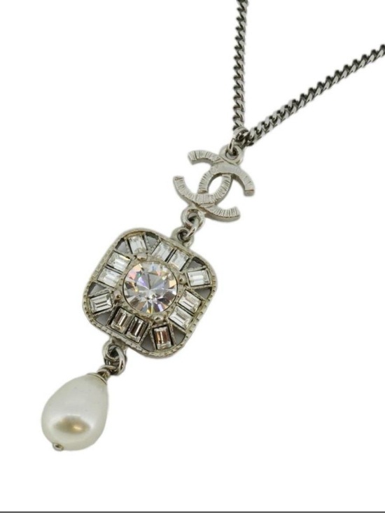 CHANEL Jewelry - CHANEL Silver Crystal & Pearl Drop Necklace